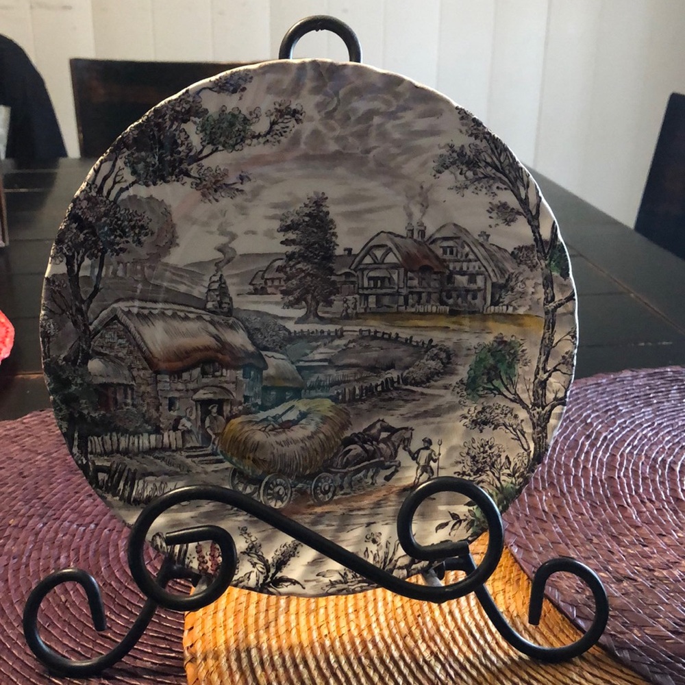 Yorkshire Multicolor Plate
by STAFFORDSHIRE